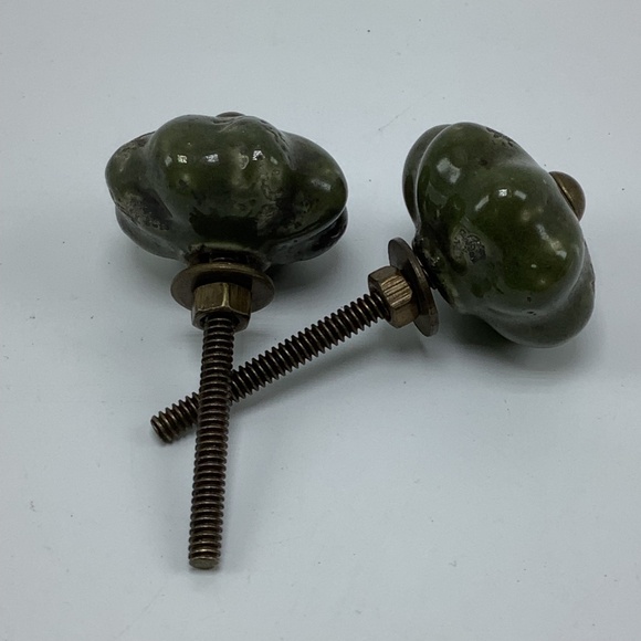2 Green Ceramic Drawer Pulls Dresser Knobs-Cabinet Knobs-Pumpkin Round - Picture 2 of 5